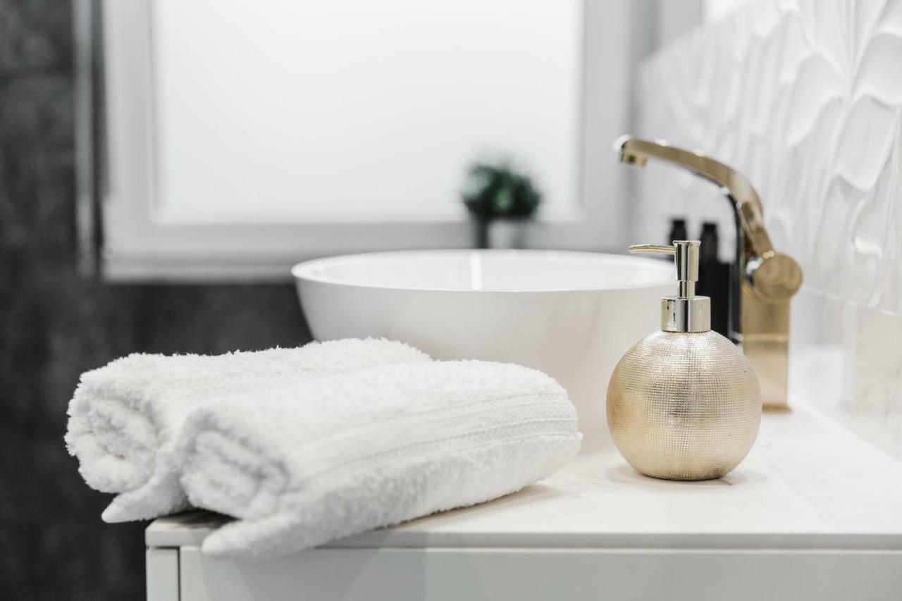 Luxury Suites Kaunas, Self-Check In Екстериор снимка